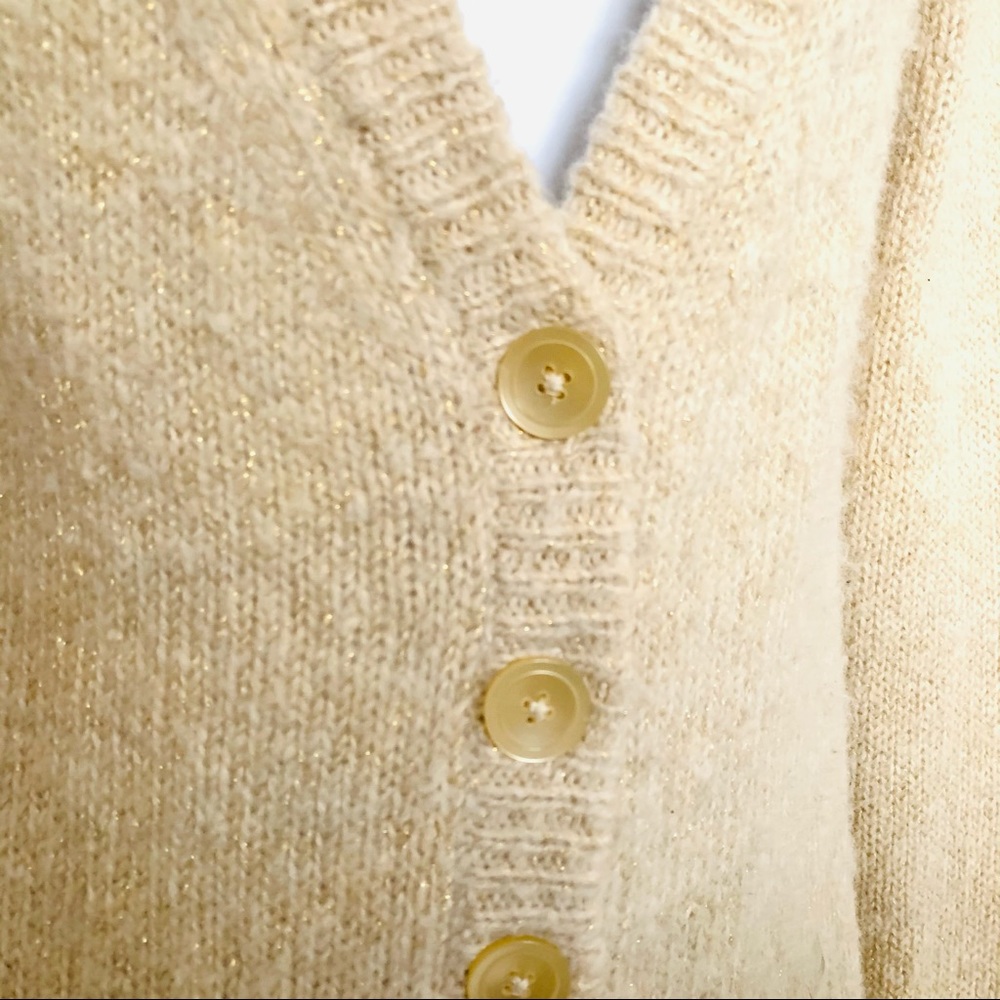 Express cream and gold sweater - Picture 2 of 6
